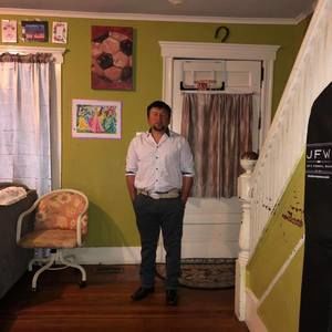 Meet your Posher, Adan